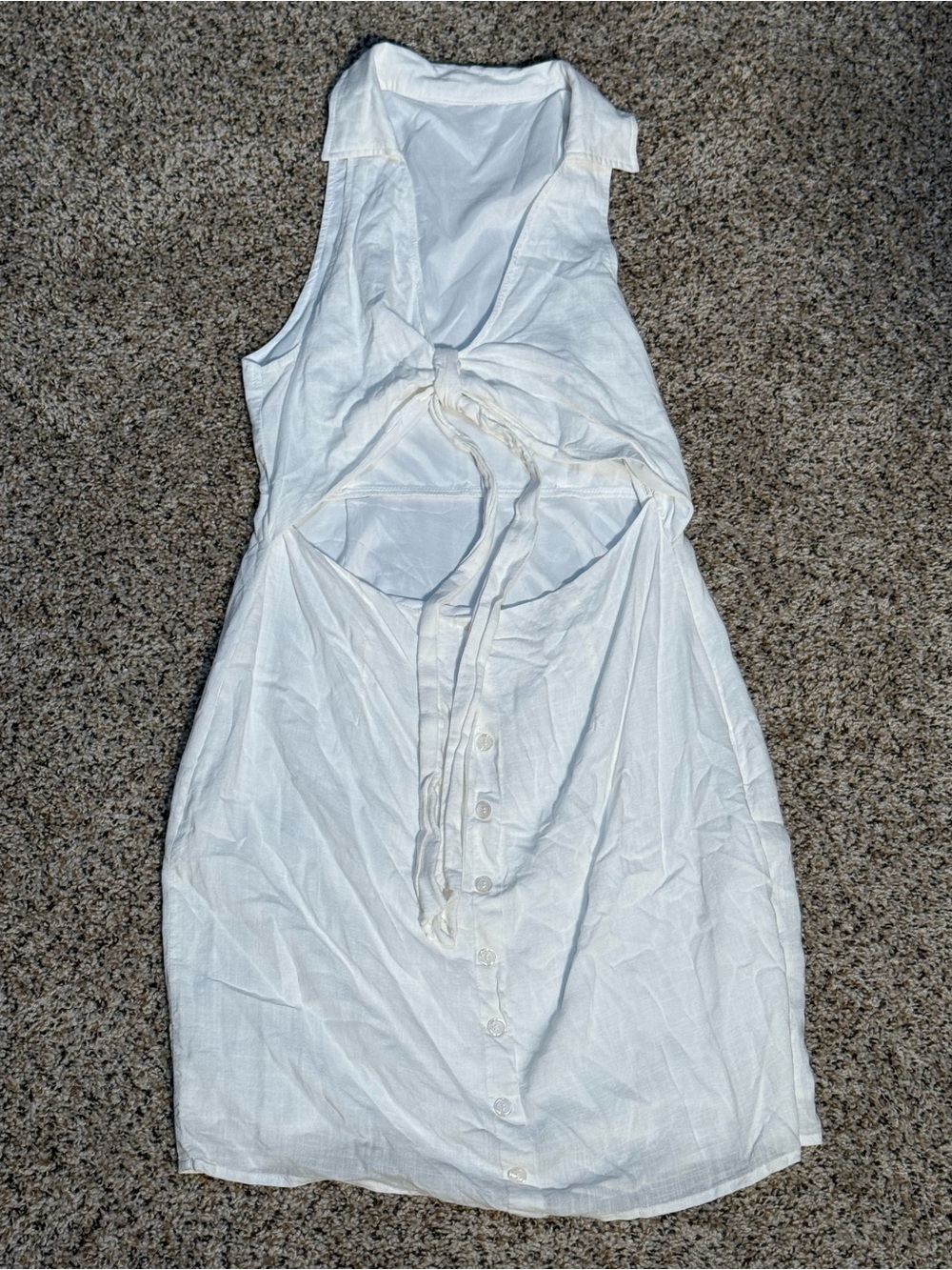 Commense White Backless Tie-Back Button Dress